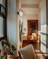 Kinkiet ścienny biało-czarny, jeden punkt świetlny z serii BELLA K-5187 Kaja Lighting