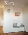 Listwa sufitowa biała z klasycznymi reflektorkami z serii KAYLA K-4729 Kaja Lighting
